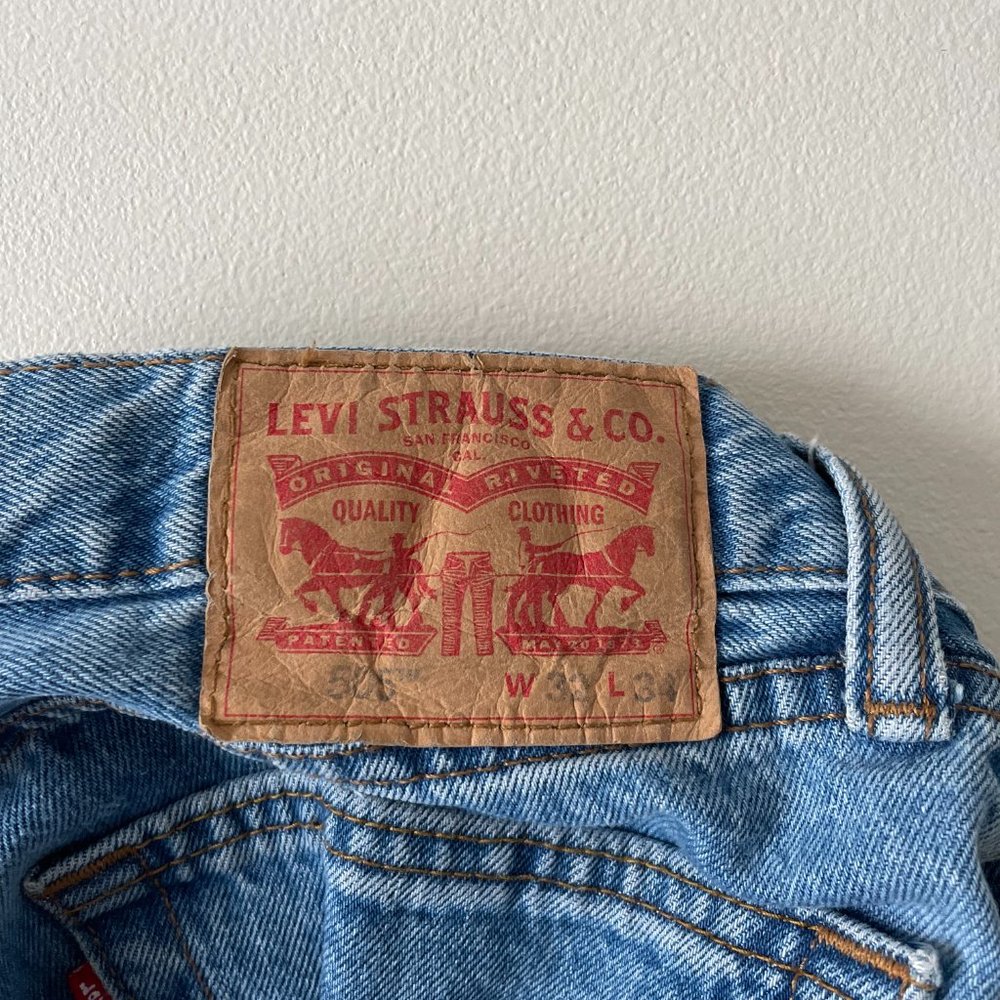 Levi Jeans - Picture 2 of 2